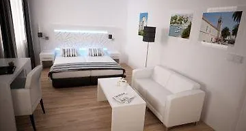 Bastina Sveti Kriz 4* Gornji Humac